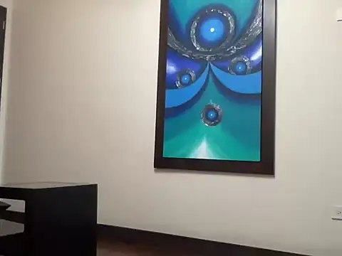 littlelatinhunter online show from 10/27/25, 11:22