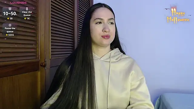 sofiaduque 26 online show from 10/16/25, 02:14