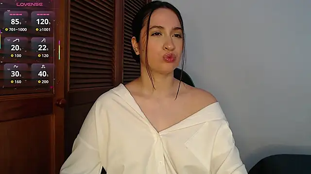 sofiaduque 26 online show from 02/27/26, 07:57