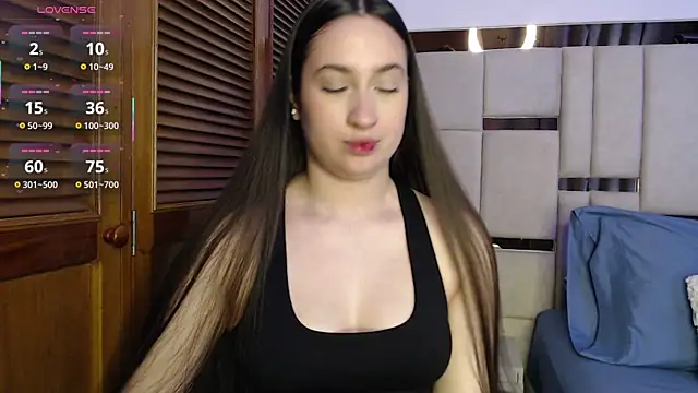 Snapshot of sofiaduque_26 chatting on 06/20/26, 08:36 sofiaduque 26 online show from 06/20/26, 08:36