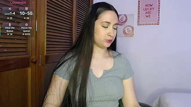 Snapshot of sofiaduque_26 chatting on 04/26/26, 07:33 sofiaduque 26 online show from 04/26/26, 07:33
