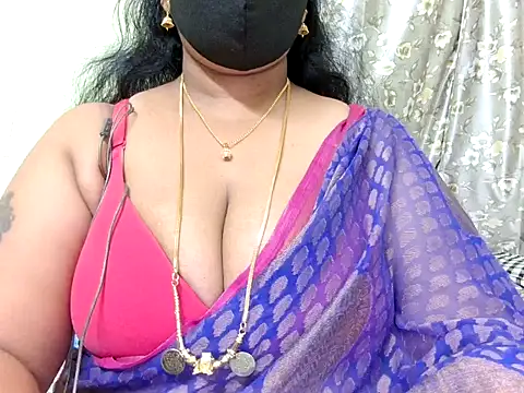 Snapshot of Pallavi-sri chatting on 02/08/25, 04:57 Pallavi-sri online show from 02/08/25, 04:57