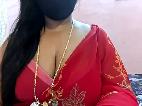 Snapshot of Pallavi-sri chatting on 09/18/25, 12:19 Pallavi-sri online show from 09/18/25, 12:19