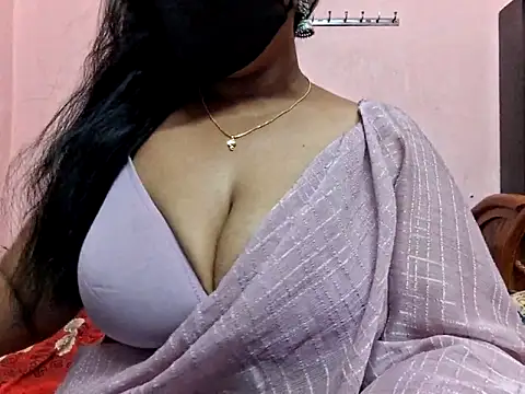 Pallavi-sri online show from 04/12/26, 03:48