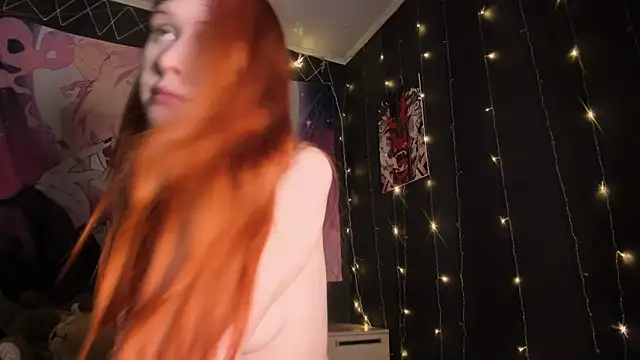 Snapshot of FruttiTatti chatting on 12/03/24, 11:40 FruttiTatti online show from 12/03/24, 11:40