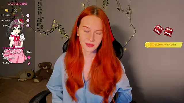 Snapshot of FruttiTatti chatting on 10/25/25, 05:24 FruttiTatti online show from 10/25/25, 05:24