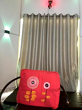 Jen jennyy1 online show from 11/29/25, 06:52