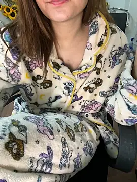 Snapshot of Jen_jennyy1 chatting on 03/10/25, 09:07 Jen jennyy1 online show from 03/10/25, 09:07