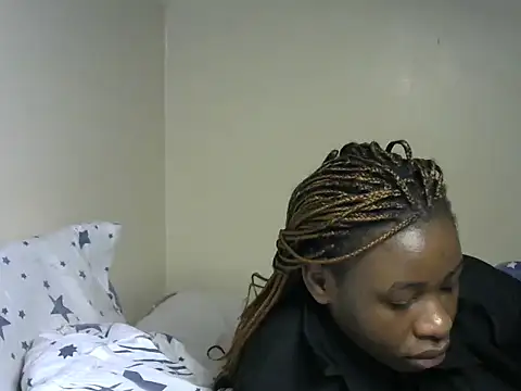 Snapshot of Novah_ chatting on 09/19/25, 02:21 Novah online show from 09/19/25, 02:21
