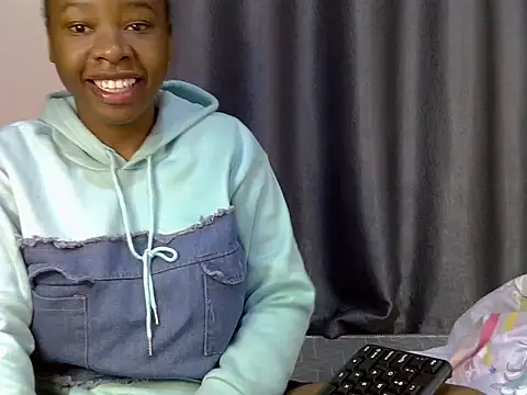 Novah  online show from 07/07/26, 04:43