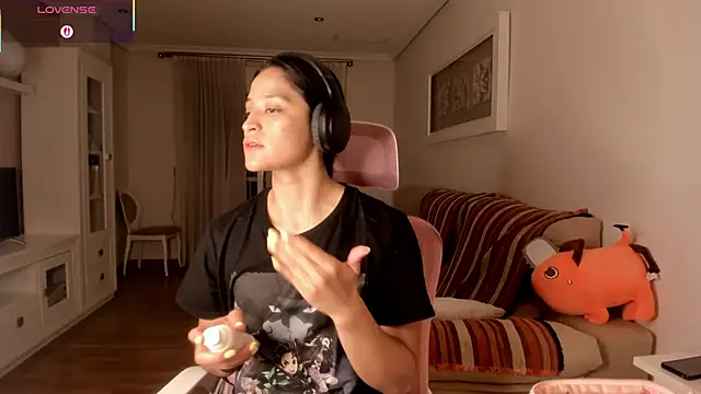 bella apont online show from 12/18/25, 09:51