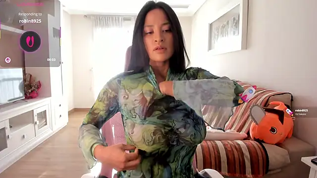 bella apont online show from 11/20/25, 09:32