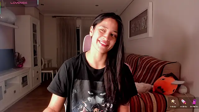 bella apont online show from 11/09/25, 08:13