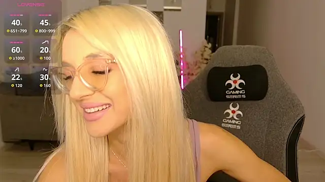 LovelyBianca online show from 05/29/26, 07:42