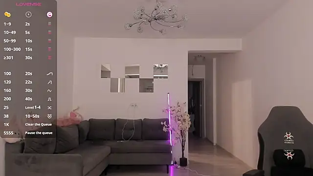 LovelyBianca online show from 04/09/26, 08:59