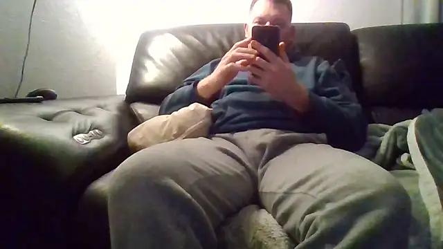 Snapshot of Au_plaisir_des_femmes chatting on 01/13/26, 11:19 Au plaisir des femmes online show from 01/13/26, 11:19