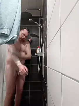 Snapshot of Au_plaisir_des_femmes chatting on 04/09/26, 10:27 Au plaisir des femmes online show from 04/09/26, 10:27