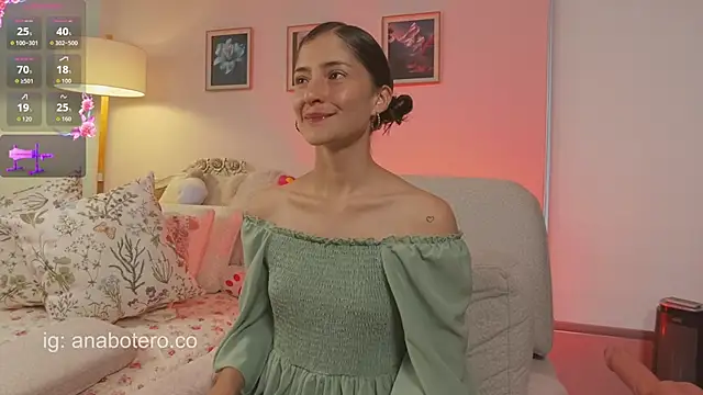 KittyAna online show from 10/27/25, 08:32