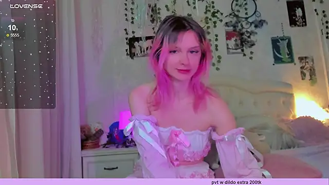 Neko kitsune1 online show from 02/15/25, 04:12
