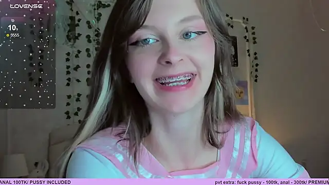 Neko kitsune1 online show from 03/18/26, 06:42