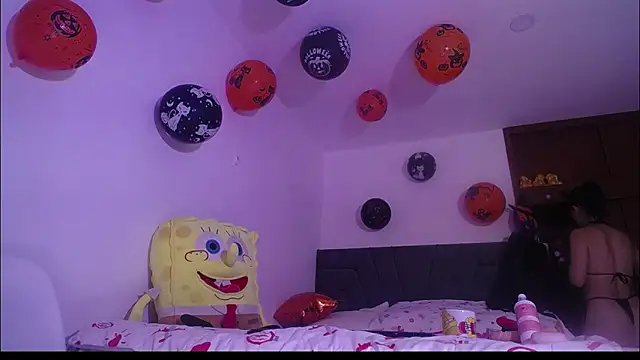 Yinn Silver online show from 10/28/25, 06:23