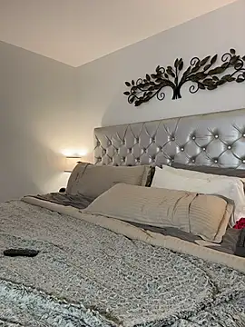 Georgiafox online show from 10/28/25, 04:24