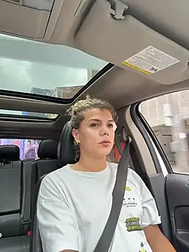 Georgiafox online show from 10/19/25, 01:47