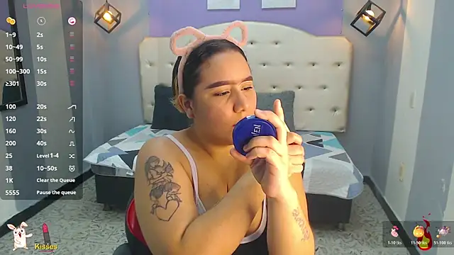 Kathiasaints online show from 10/25/25, 07:47