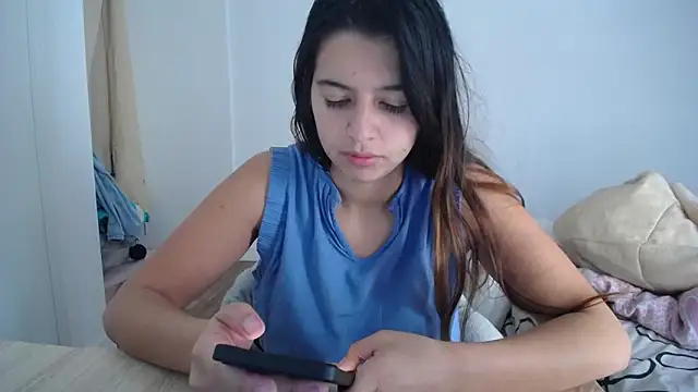 Snapshot of Contantin_helena chatting on 12/10/24, 01:22 Contantin helena online show from 12/10/24, 01:22