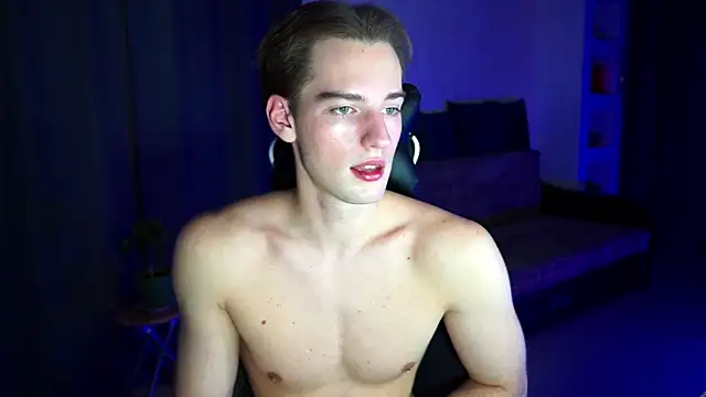 Litmate online show from 10/23/25, 01:37