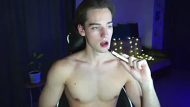 Litmate online show from 11/15/25, 12:36