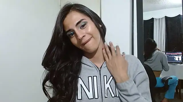 Snapshot of _princess_queen chatting on 02/24/26, 08:04 princess queen online show from 02/24/26, 08:04