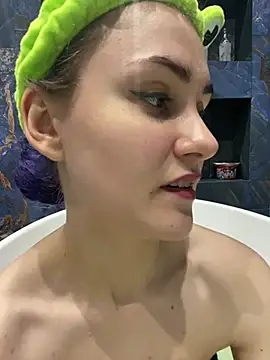 Erotic Synth Goddess online show from 02/24/25, 04:15