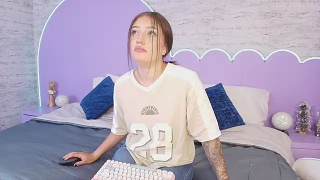 Giaa Ross online show from 02/03/26, 07:52