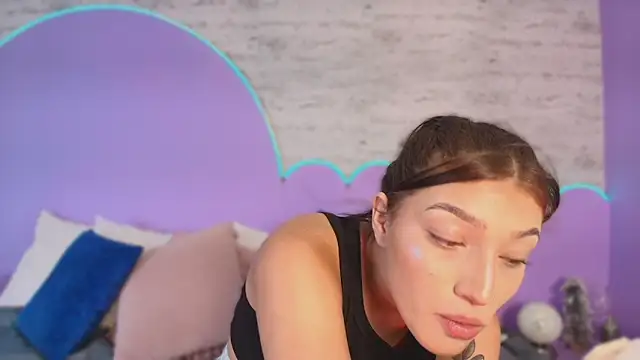 Giaa Ross online show from 02/05/26, 07:43