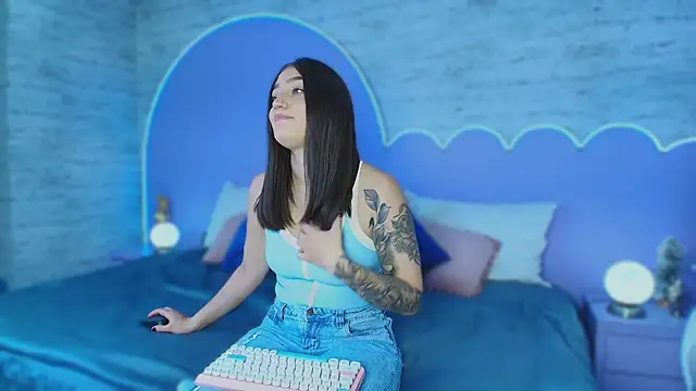 Giaa Ross online show from 03/31/26, 07:38