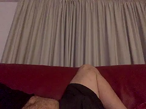 IL GINECOLOGO  online show from 12/04/25, 01:15