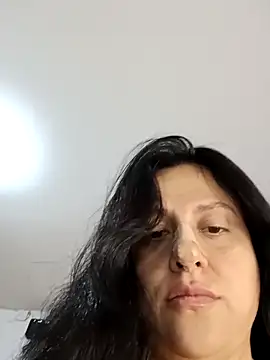 whitegirl0122 online show from 11/06/25, 09:19