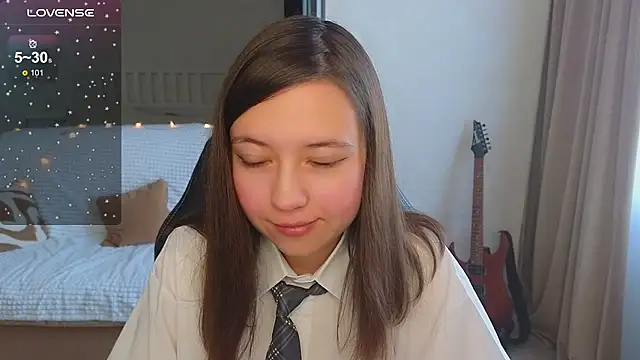 Lina Brownie online show from 10/19/25, 04:15