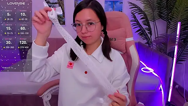 Lina Brownie online show from 10/06/25, 02:35
