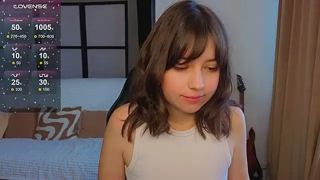 Snapshot of Lina_Brownie chatting on 12/14/25, 08:20 Lina Brownie online show from 12/14/25, 08:20