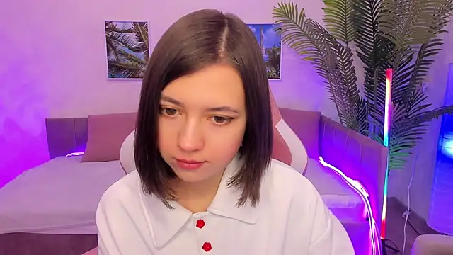 Lina Brownie online show from 02/11/25, 01:41