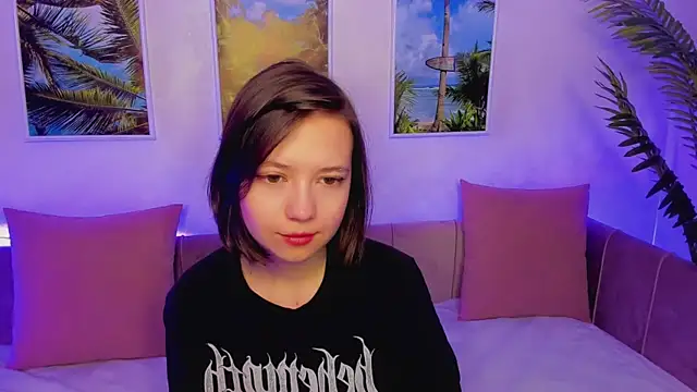 Lina Brownie online show from 01/21/25, 02:11