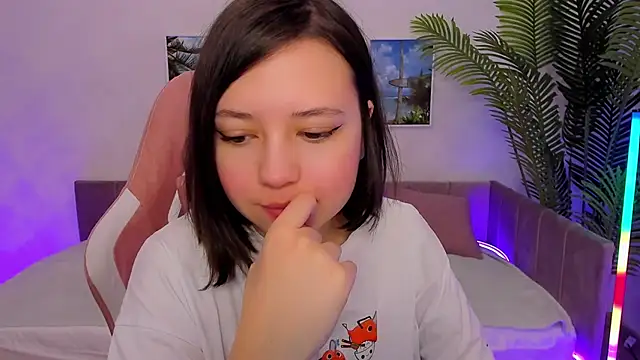 Lina Brownie online show from 03/02/25, 02:08