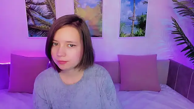 Lina Brownie online show from 01/18/25, 05:20