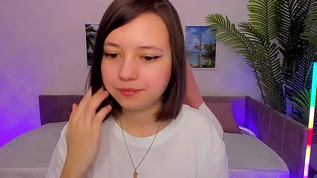 Lina Brownie online show from 03/03/25, 02:00