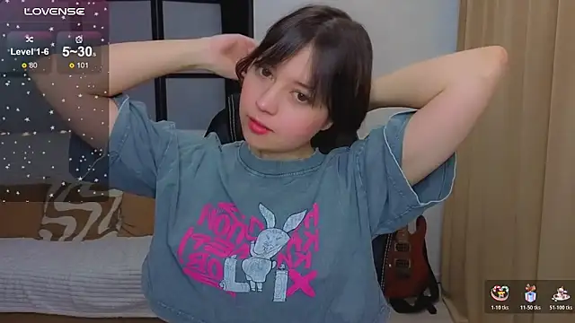 Snapshot of Lina_Brownie chatting on 12/15/25, 03:23 Lina Brownie online show from 12/15/25, 03:23