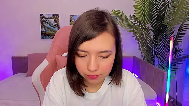 Lina Brownie online show from 02/26/25, 01:57