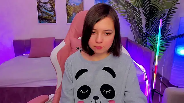 Lina Brownie online show from 02/12/25, 02:03