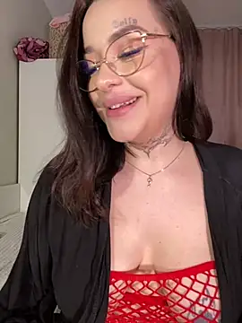 Snapshot of fuckdoll_18 chatting on 02/14/25, 03:15 fuckdoll 18 online show from 02/14/25, 03:15